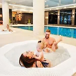 Aparthotel Balticon Nadmorskie Tarasy 3*